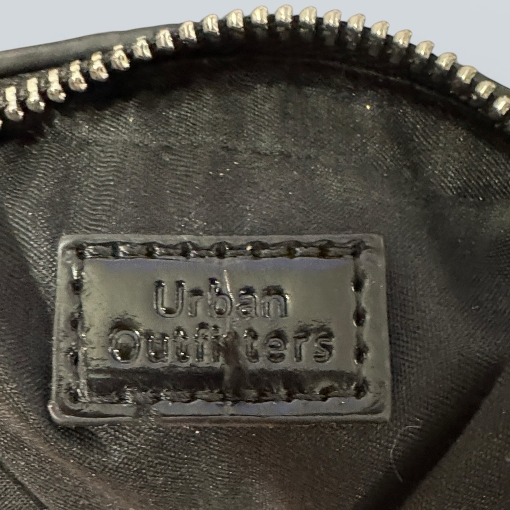 Urban Outfitters Faux Croc Shoulder Bag – Black - Picture 5 of 6